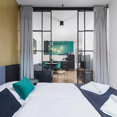 Appartamento Podgorze Golden Oriole Cracow By Renters *